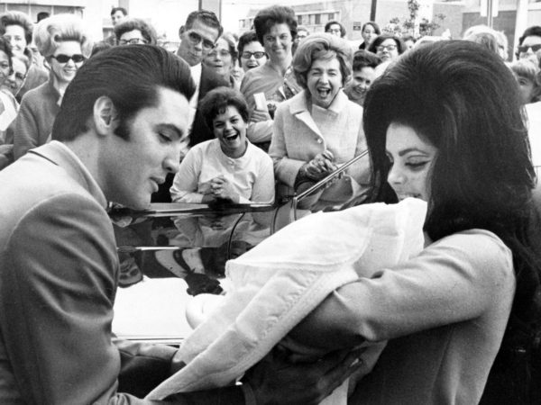 Celebrity Burial Sites