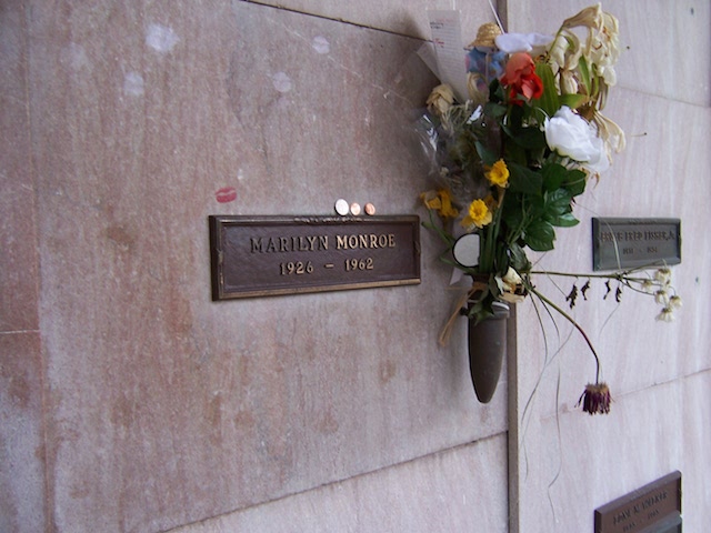 Celebrity Burial Sites